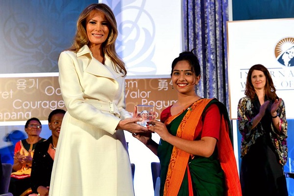 Bangladeshi Sharmin receives award from Melania