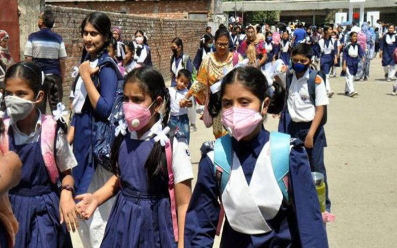 Students return to educational onstitutions