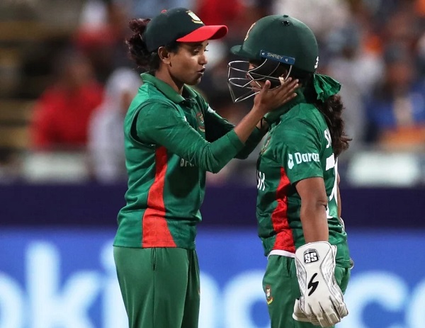 Marufa and Nahida show improvement in bowling as Bangladesh women struggle in batting against India