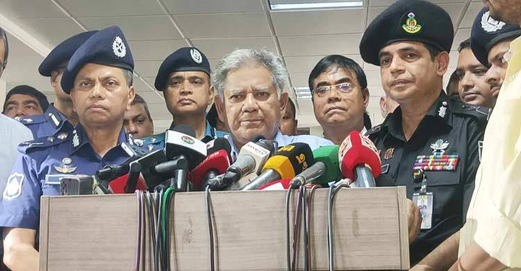 Media outlets will be shut down if sycophancy continues: Home Affairs Adviser