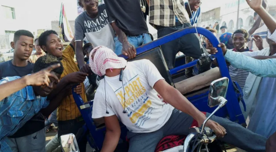 War in Sudan: Displacement Crisis Deepens as Fighting Continues