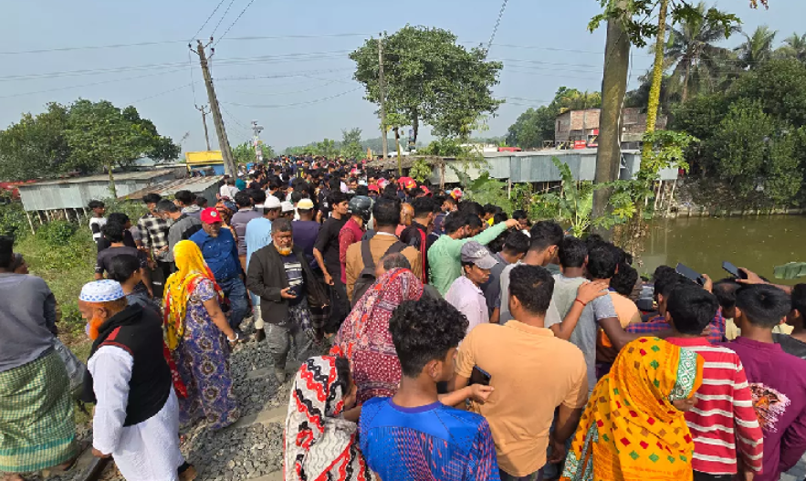 Railway Crossing Mishap in Faridpur Leaves Three Dead