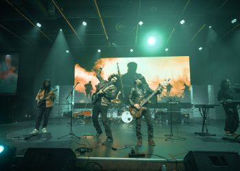 Shironamhin Mesmerises Toronto with a Spellbinding Performance